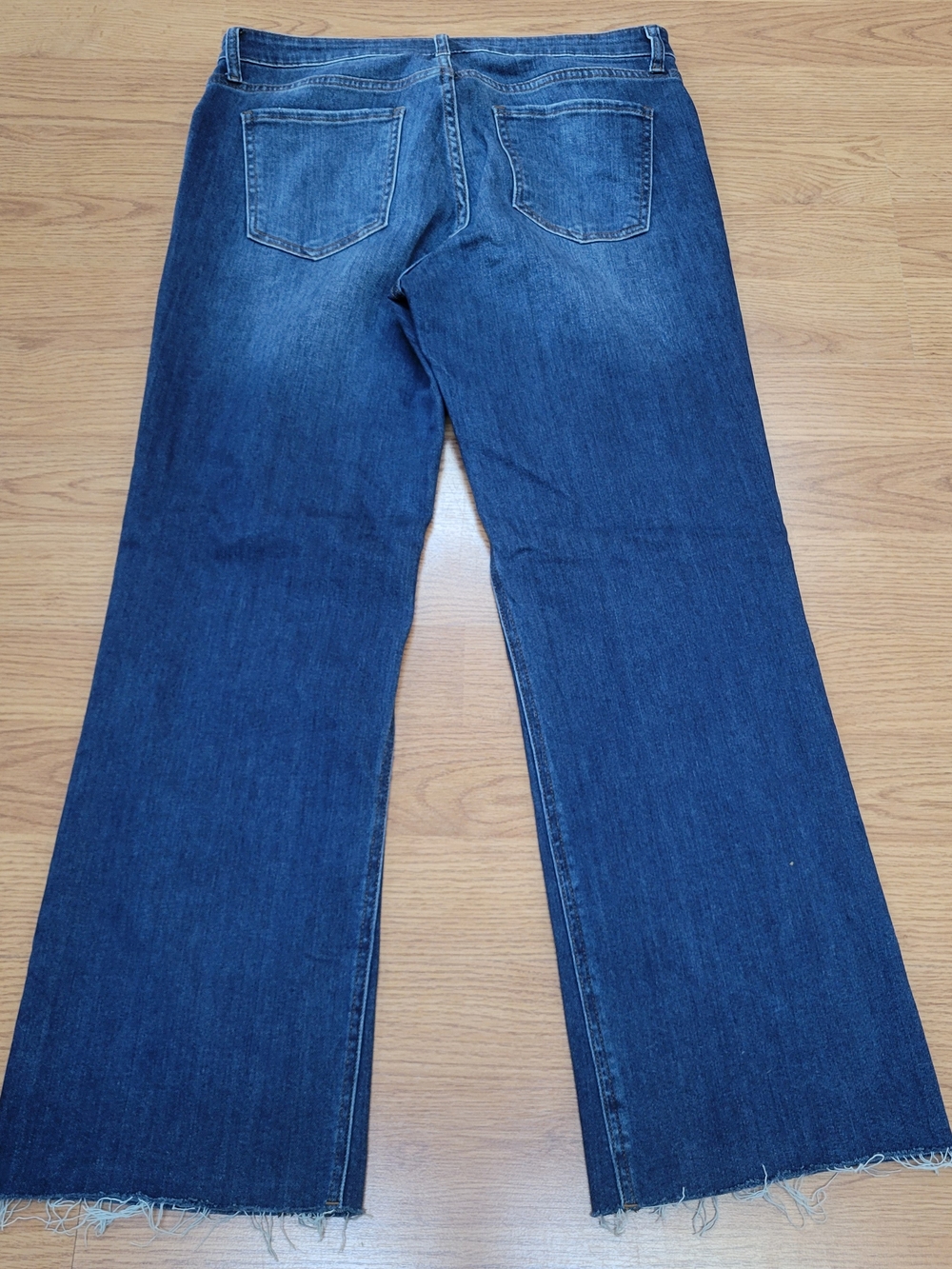Kut from the Kloth Fab Ab Ankle Flare Jeans - Picture 5 of 5